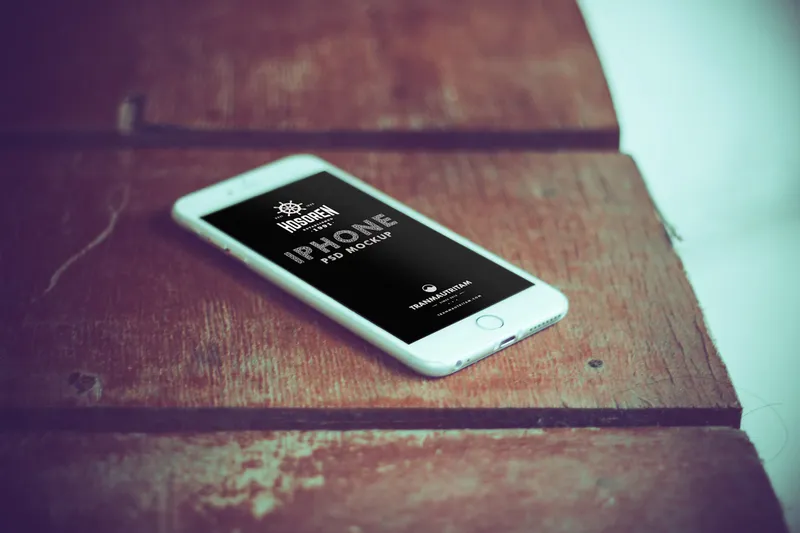 10 Photorealistic iPhone 6 Free PSD Mockups