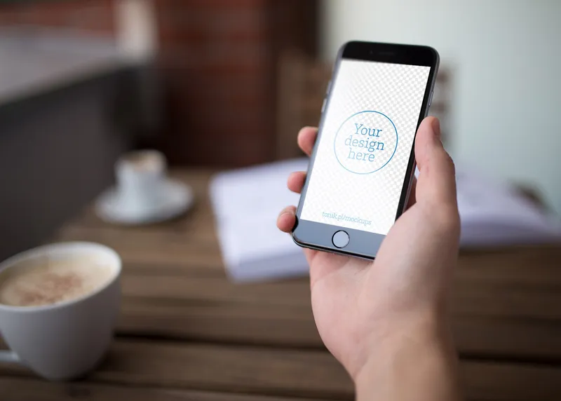 12 Free iPhone 6 PSD Mockups