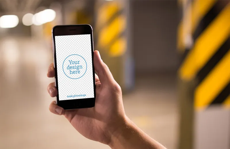 12 Free iPhone 6 PSD Mockups