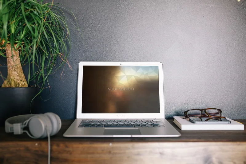 4 MacBook Photorealistic PSD Mockups