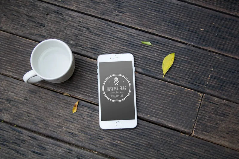 6 Free iPhone 6 PSD Mockups