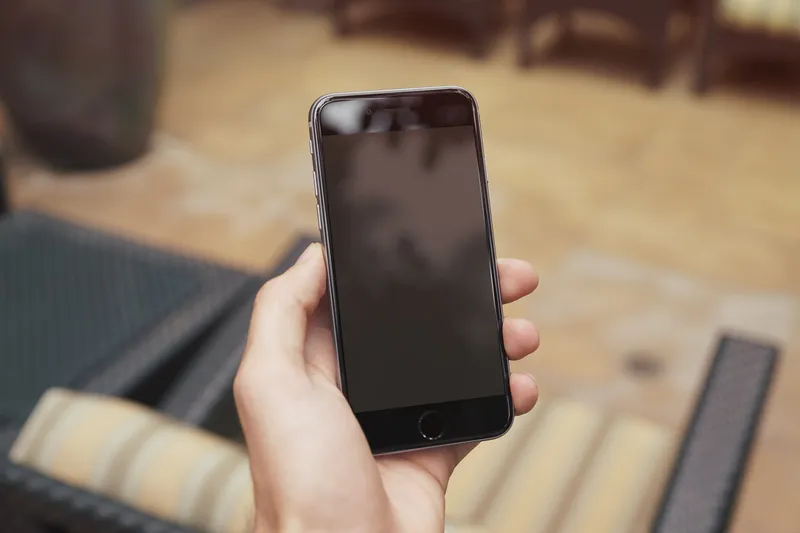iPhone 6 Mockup PSD